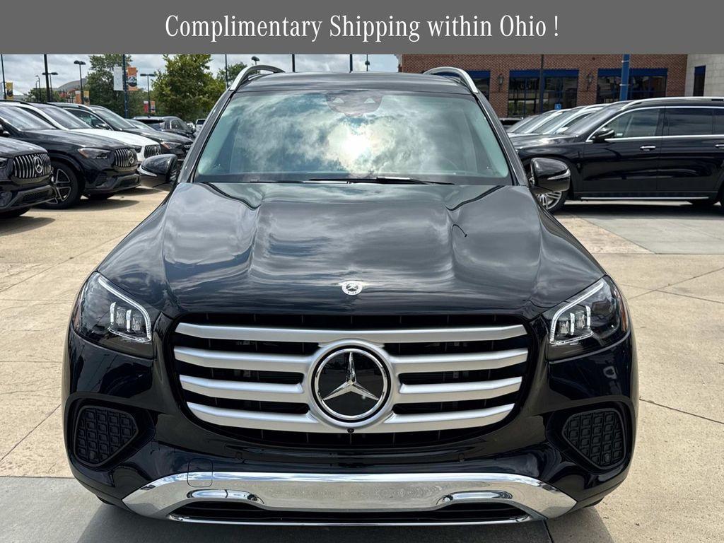 new 2025 Mercedes-Benz GLS 450 car