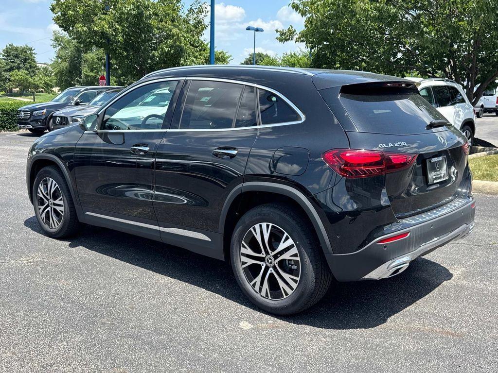 new 2025 Mercedes-Benz GLA 250 car, priced at $48,495