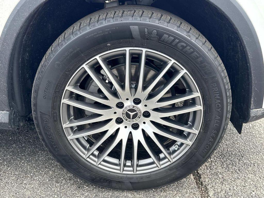 used 2025 Mercedes-Benz GLC 300 car, priced at $47,515