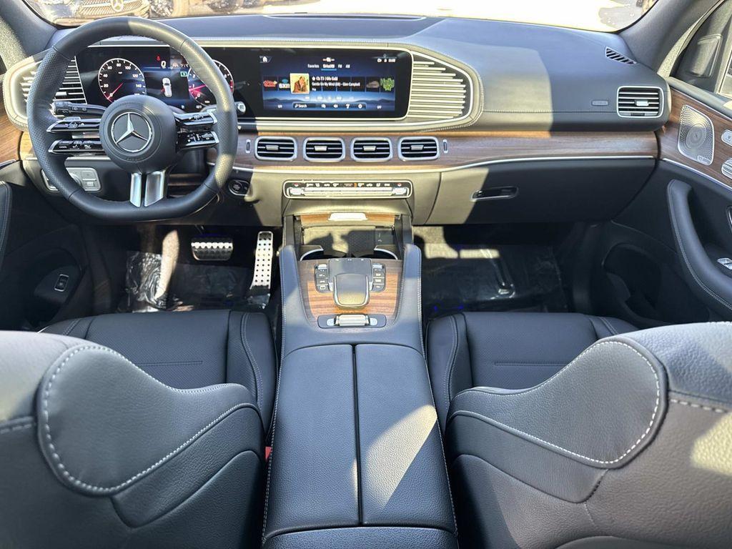 new 2026 Mercedes-Benz GLE 580 car, priced at $105,650