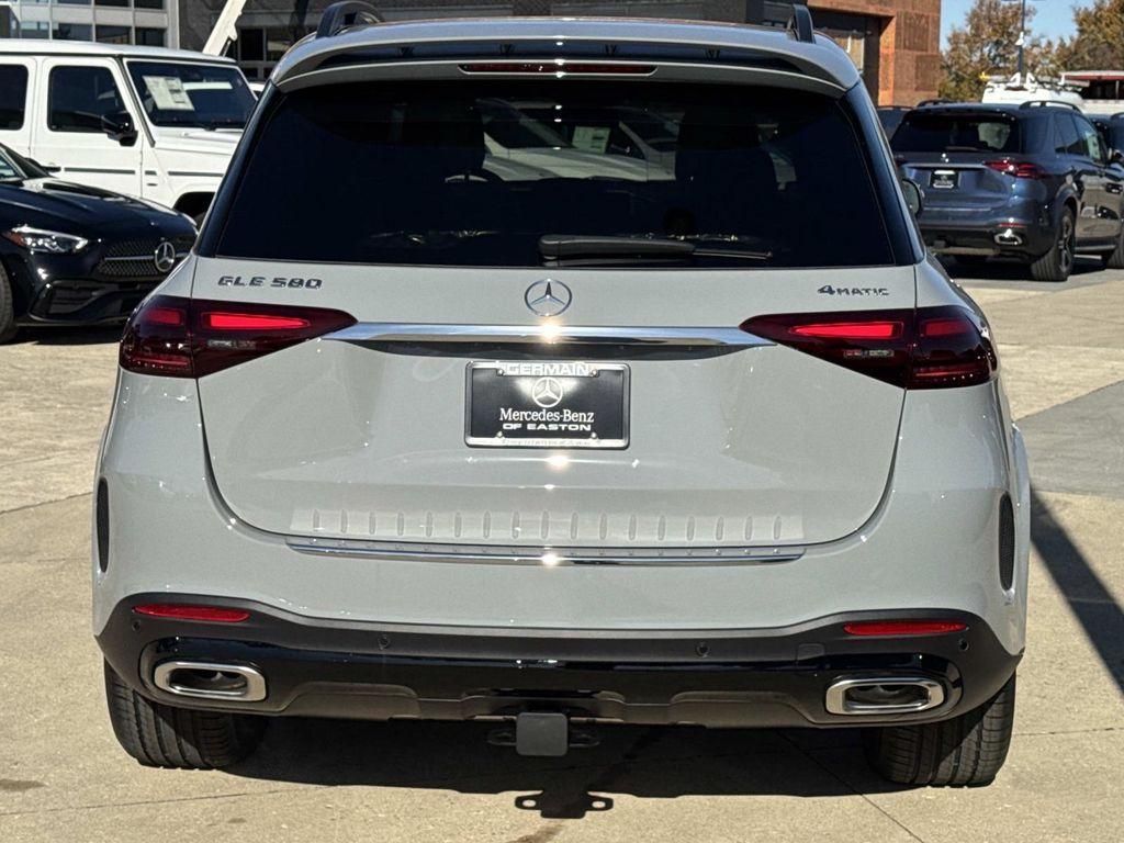 new 2026 Mercedes-Benz GLE 580 car, priced at $105,650