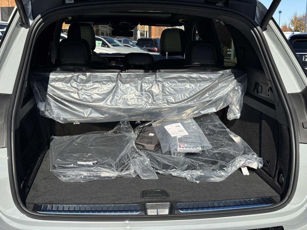 new 2026 Mercedes-Benz GLE 580 car, priced at $105,650