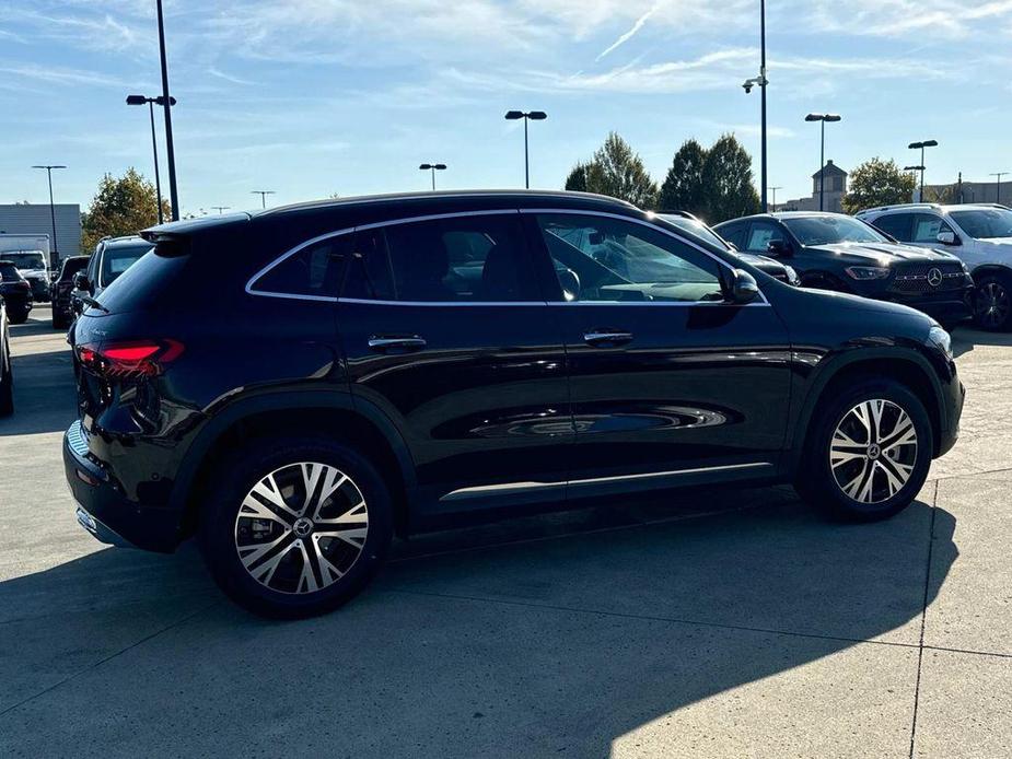 new 2025 Mercedes-Benz GLA 250 car