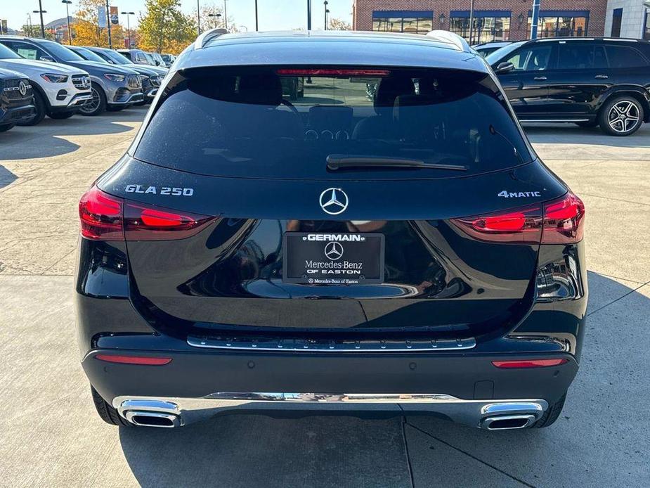 new 2025 Mercedes-Benz GLA 250 car