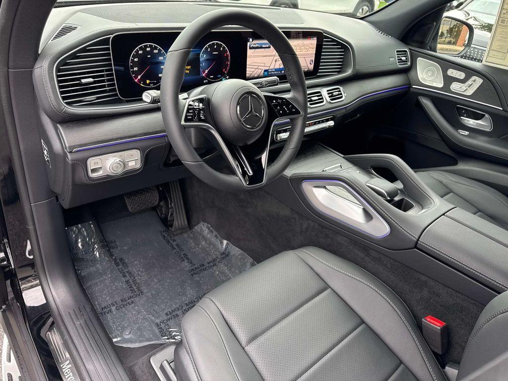 new 2025 Mercedes-Benz GLE 450 car, priced at $80,375