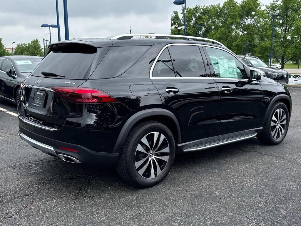 new 2025 Mercedes-Benz GLE 450 car, priced at $80,375