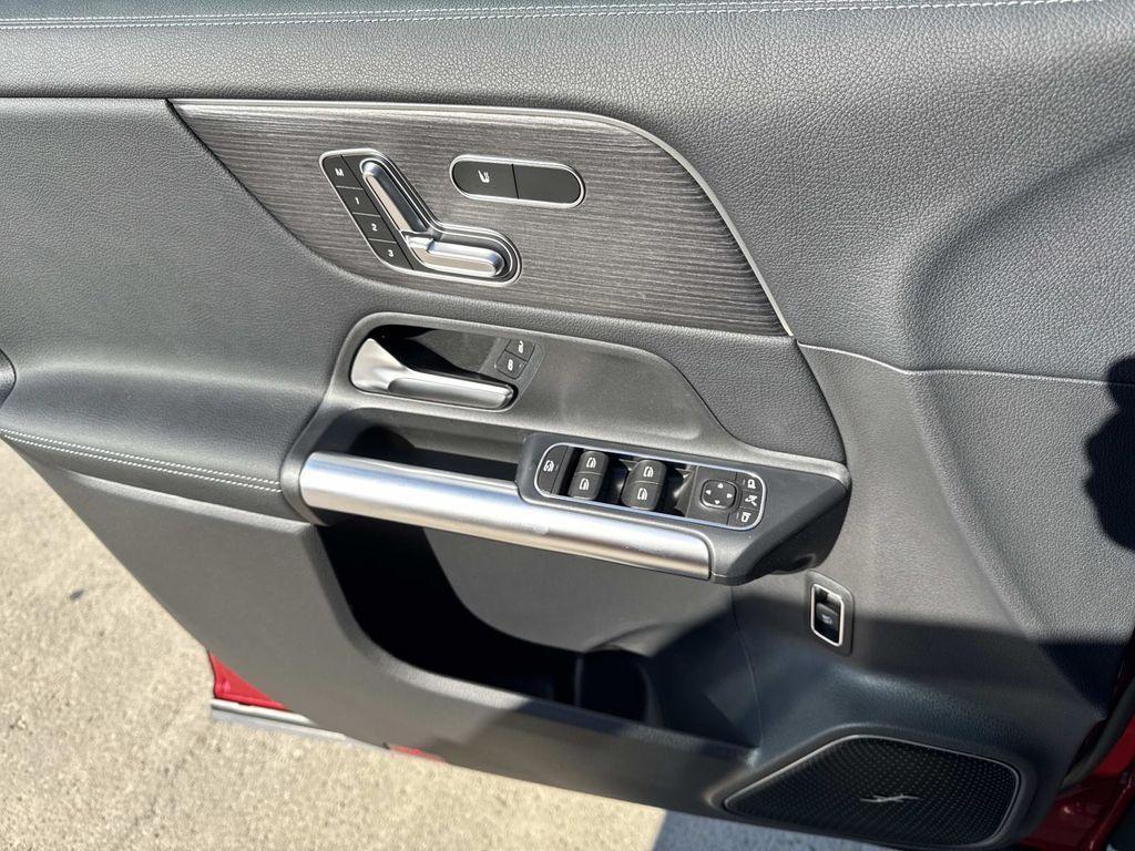 new 2026 Mercedes-Benz GLA 250 car, priced at $56,595