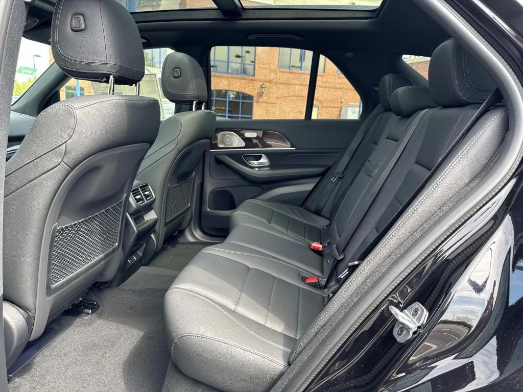 new 2025 Mercedes-Benz GLE 450e car, priced at $85,170