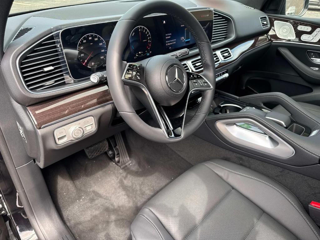 new 2025 Mercedes-Benz GLE 450e car, priced at $85,170