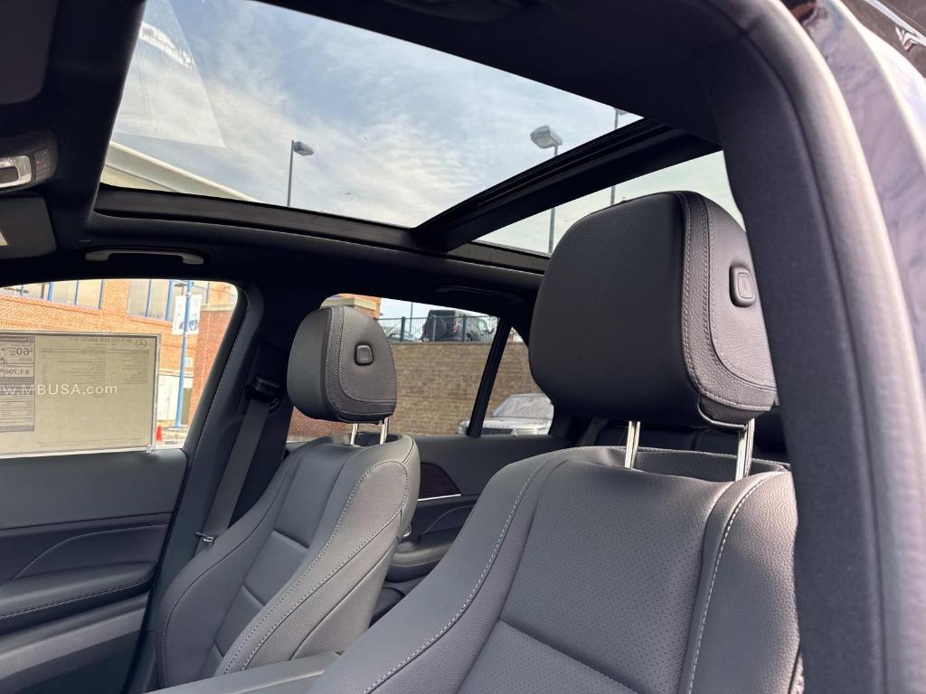 new 2025 Mercedes-Benz GLE 450e car, priced at $85,170