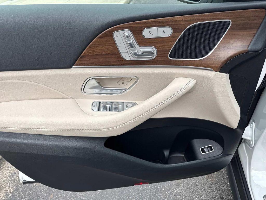 used 2025 Mercedes-Benz GLE 350 car, priced at $63,173