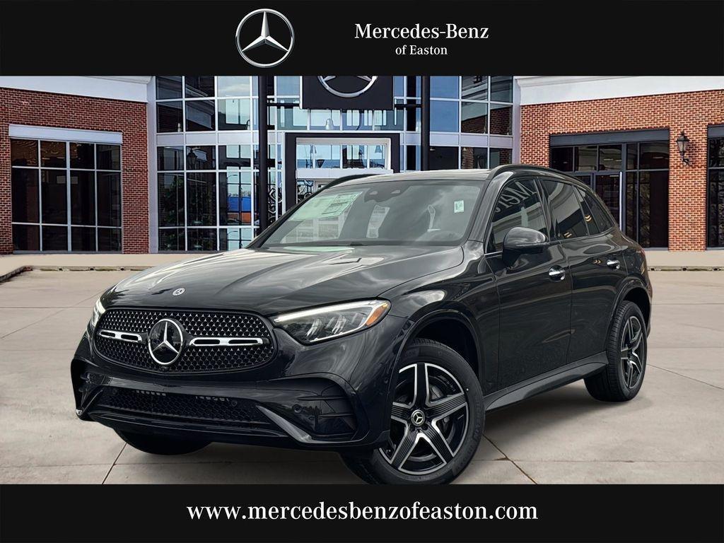 new 2025 Mercedes-Benz GLC 300 car