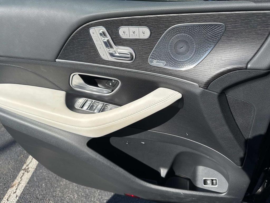 used 2024 Mercedes-Benz GLE 580 car, priced at $70,767
