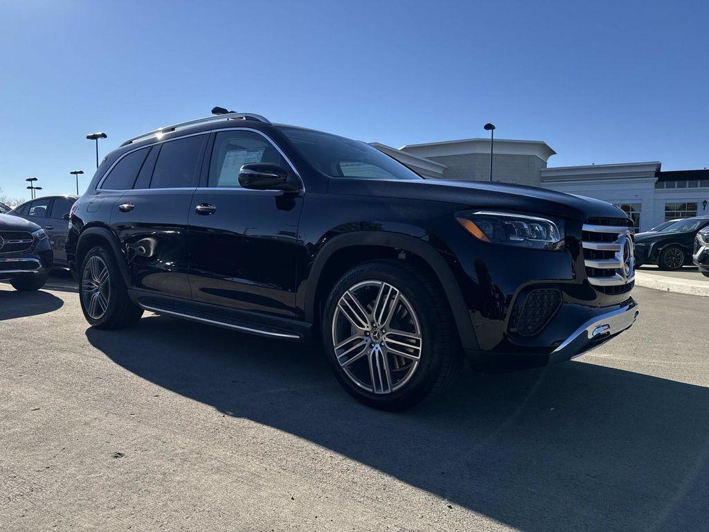 new 2026 Mercedes-Benz GLS 450 car, priced at $93,615