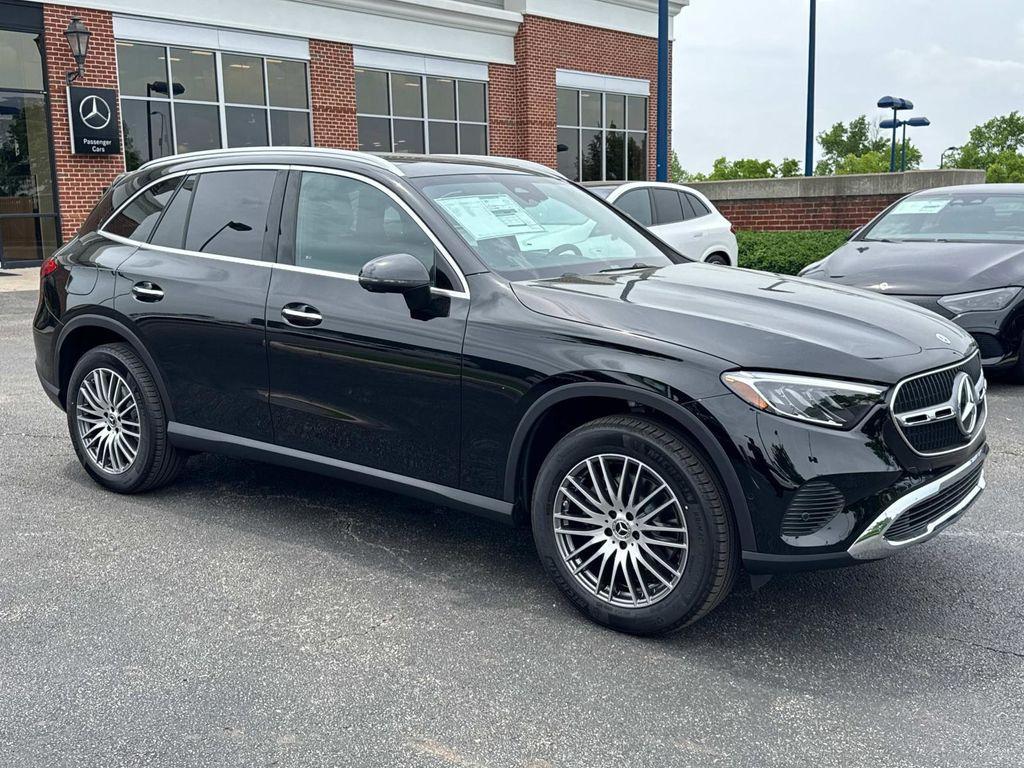new 2025 Mercedes-Benz GLC 300 car, priced at $58,935