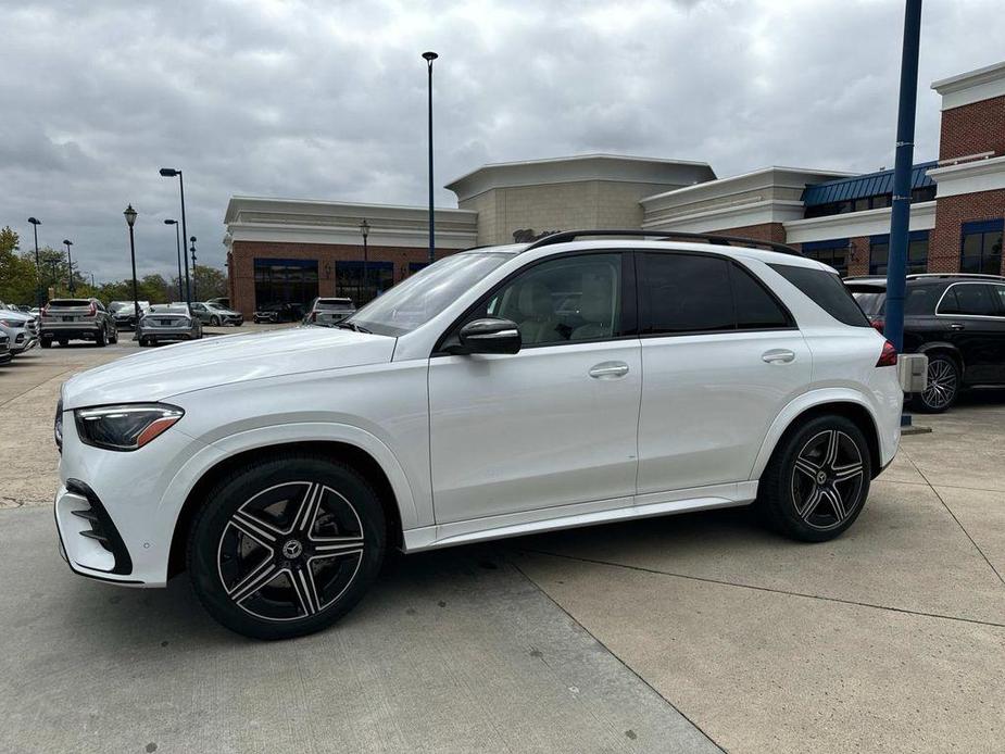 new 2024 Mercedes-Benz GLE 580 car