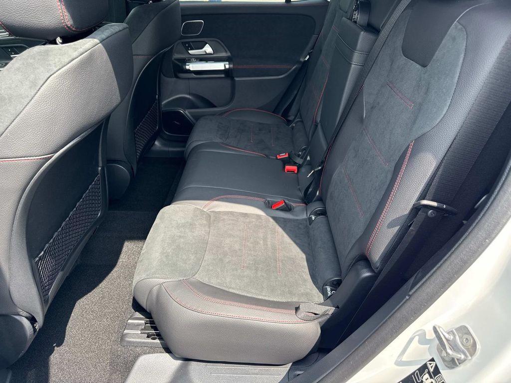new 2025 Mercedes-Benz GLB 250 car, priced at $57,610
