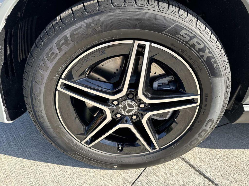 new 2026 Mercedes-Benz GLE 450 car, priced at $92,995