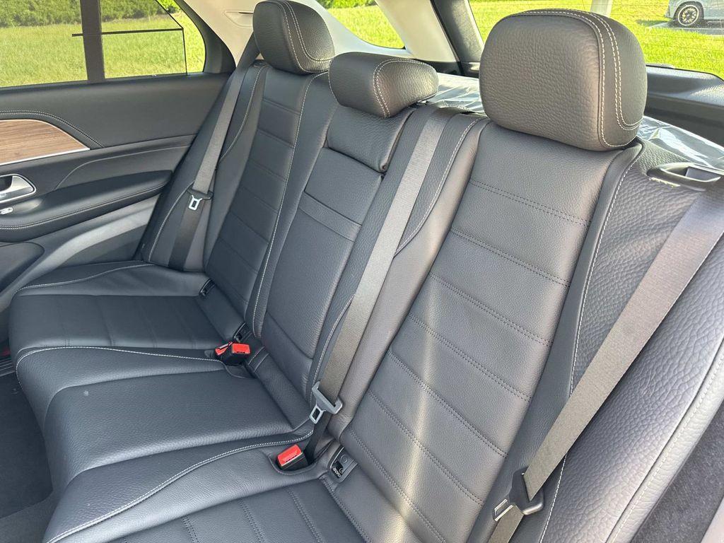 new 2026 Mercedes-Benz GLE 450 car, priced at $92,995