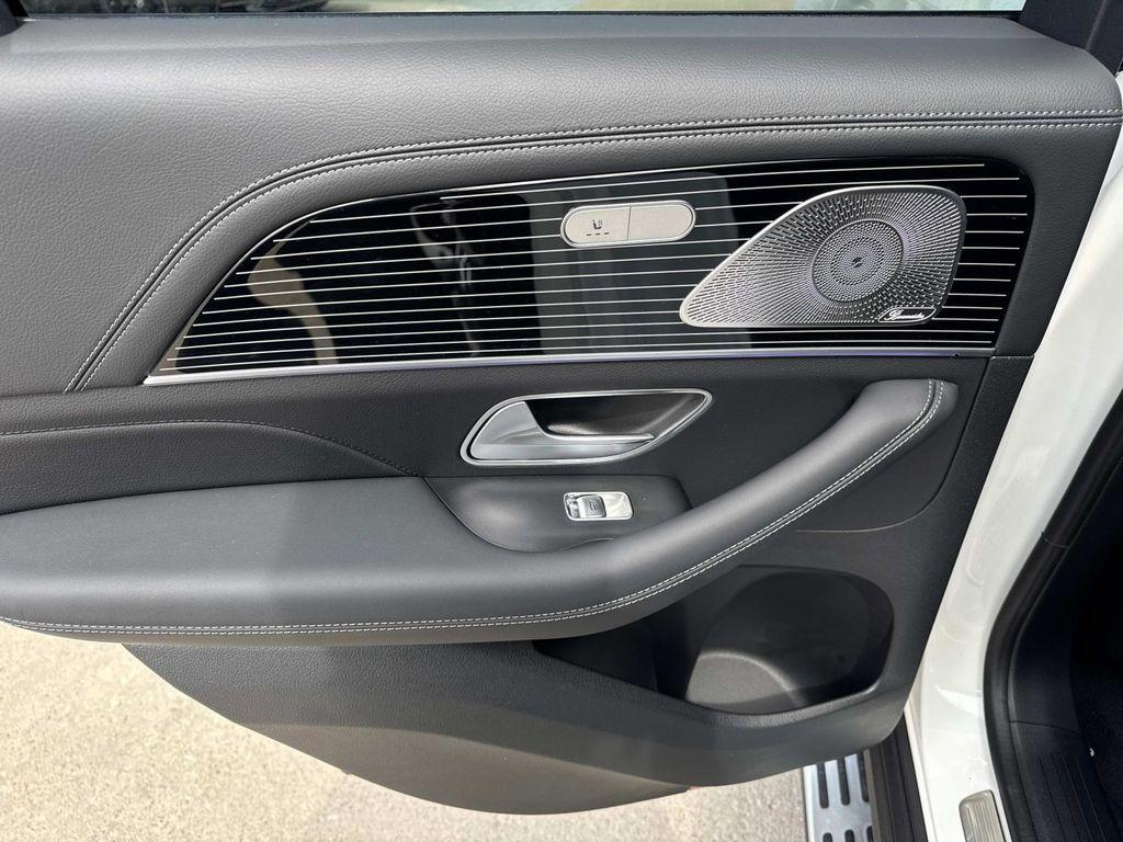 new 2025 Mercedes-Benz AMG GLE 53 car, priced at $105,550