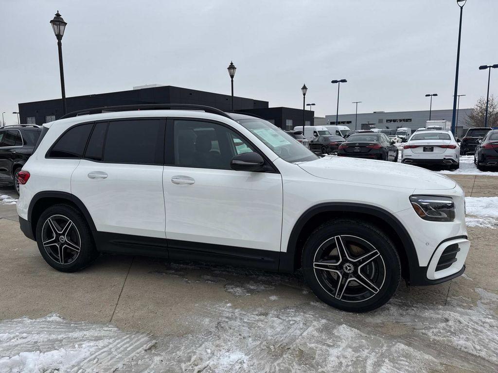 new 2025 Mercedes-Benz GLB 250 car, priced at $56,065