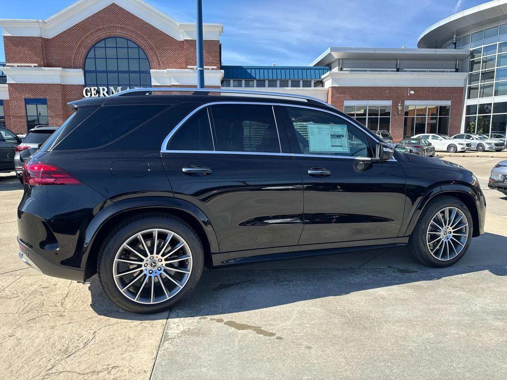 new 2025 Mercedes-Benz GLE 580 car, priced at $93,465