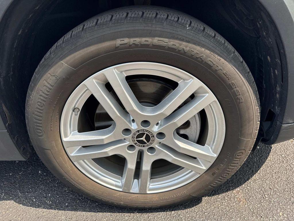 used 2022 Mercedes-Benz GLA 250 car, priced at $30,684