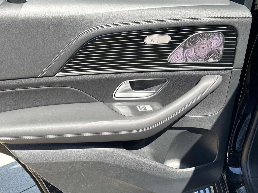 new 2025 Mercedes-Benz AMG GLE 53 car, priced at $101,210