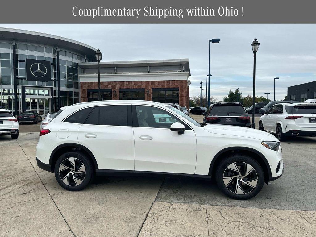 new 2024 Mercedes-Benz GLC 300 car, priced at $51,785