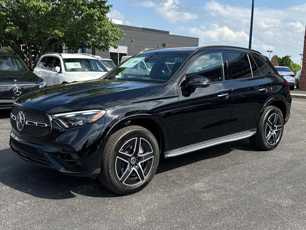 new 2025 Mercedes-Benz GLC 300 car, priced at $67,985
