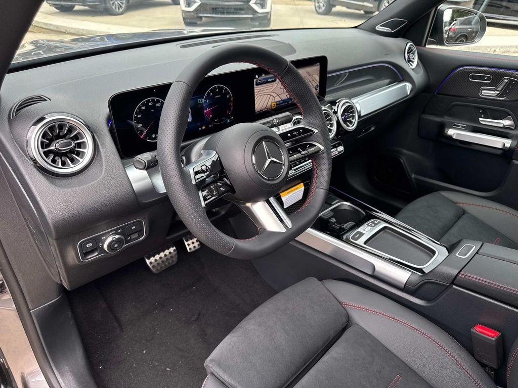 new 2025 Mercedes-Benz GLB 250 car, priced at $58,385