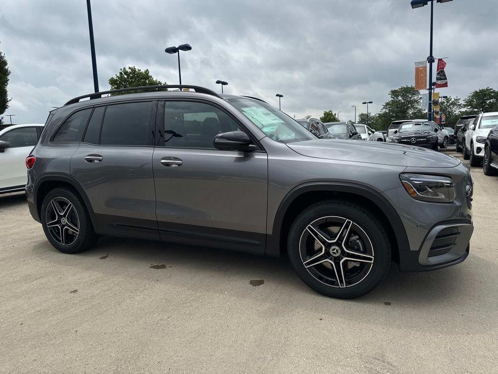 new 2025 Mercedes-Benz GLB 250 car, priced at $58,385