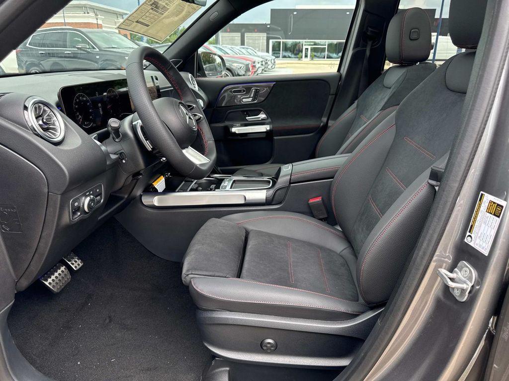 new 2025 Mercedes-Benz GLB 250 car, priced at $58,385