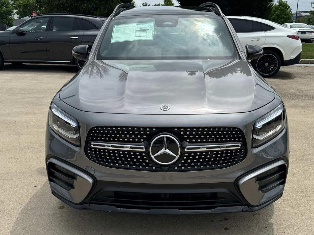 new 2025 Mercedes-Benz GLB 250 car, priced at $58,385