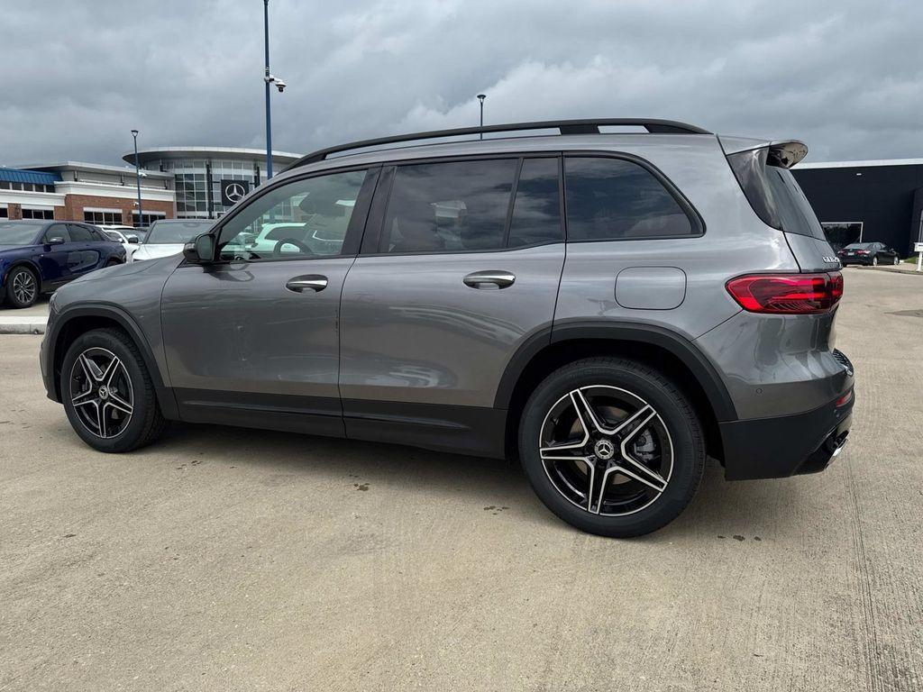 new 2025 Mercedes-Benz GLB 250 car, priced at $58,385