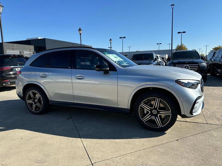 new 2025 Mercedes-Benz GLC 350e car