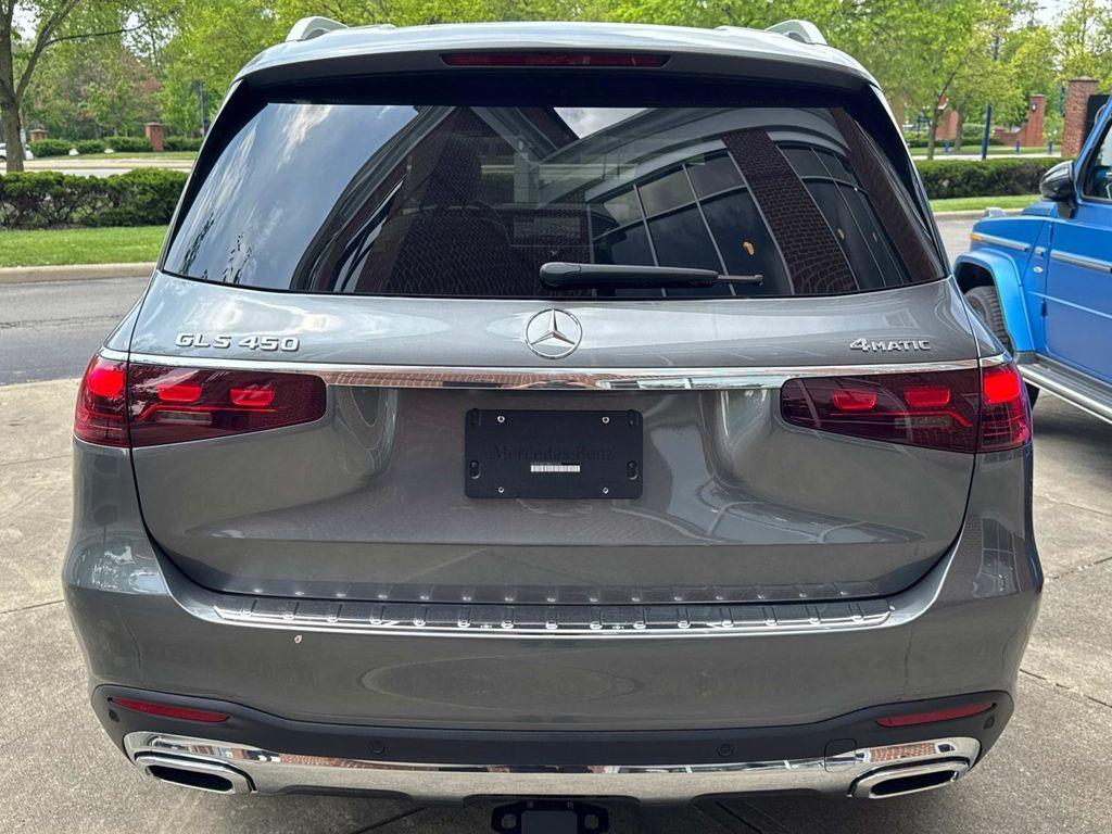 new 2025 Mercedes-Benz GLS 450 car, priced at $102,860