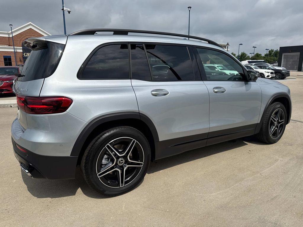 new 2025 Mercedes-Benz GLB 250 car, priced at $60,360
