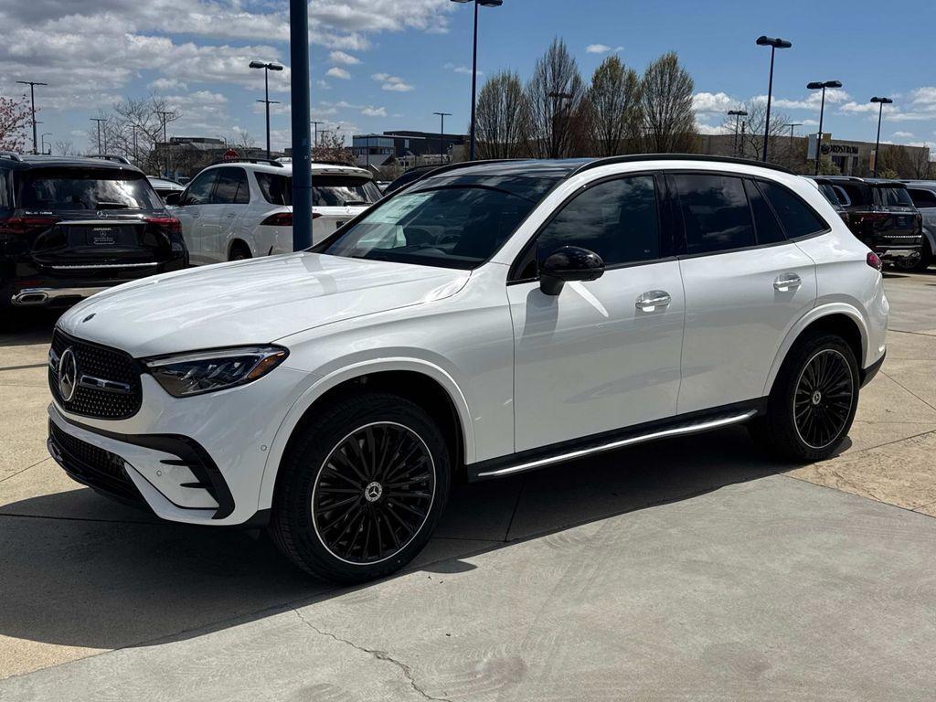 new 2025 Mercedes-Benz GLC 300 car, priced at $66,685