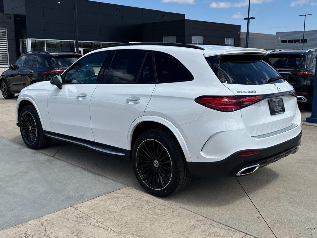 new 2025 Mercedes-Benz GLC 300 car, priced at $66,685