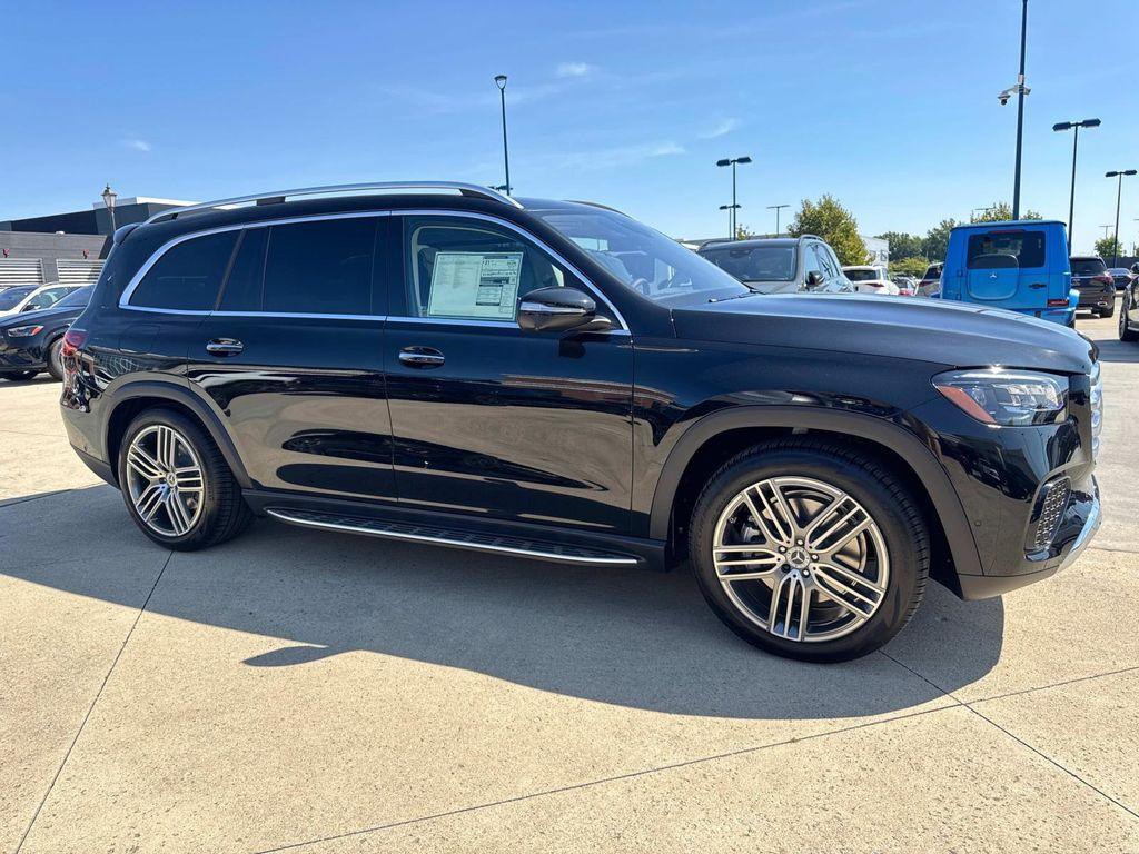 new 2026 Mercedes-Benz GLS 450 car, priced at $102,020