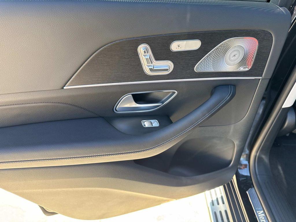 new 2026 Mercedes-Benz GLS 450 car, priced at $102,020
