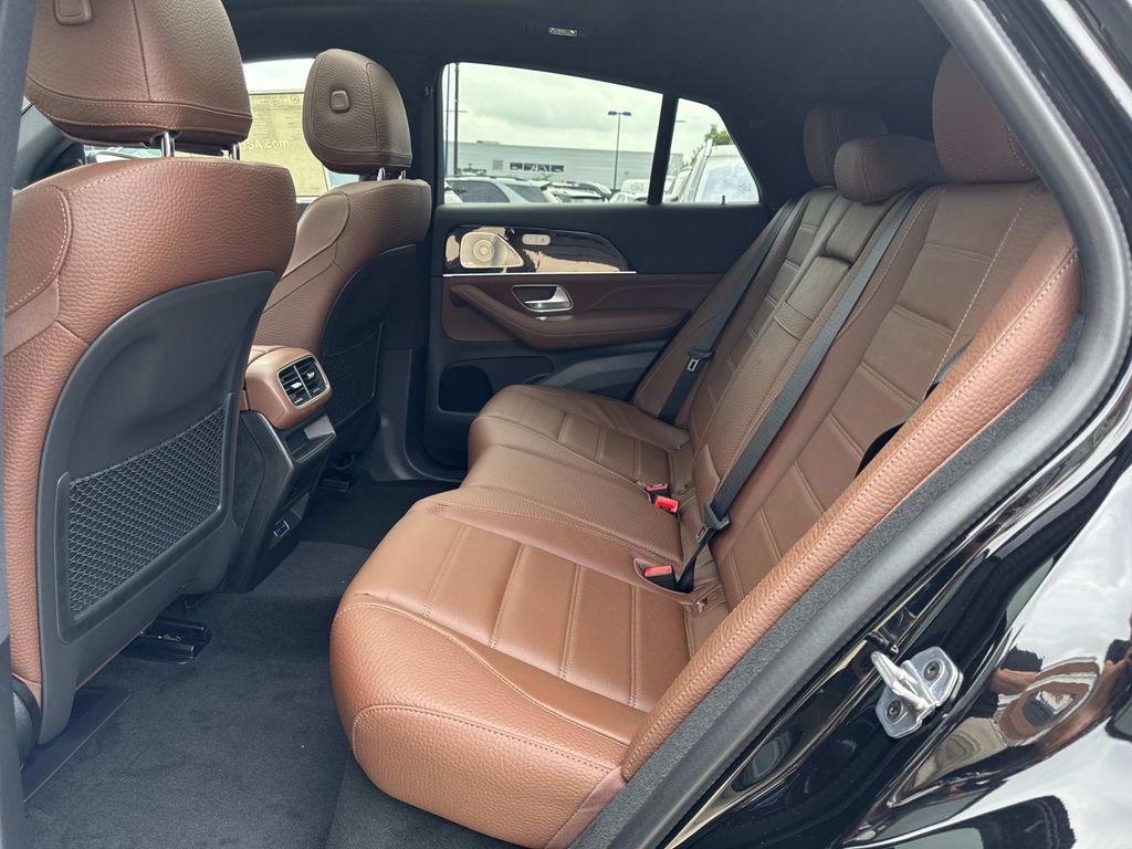 new 2025 Mercedes-Benz GLE 450 car, priced at $88,885