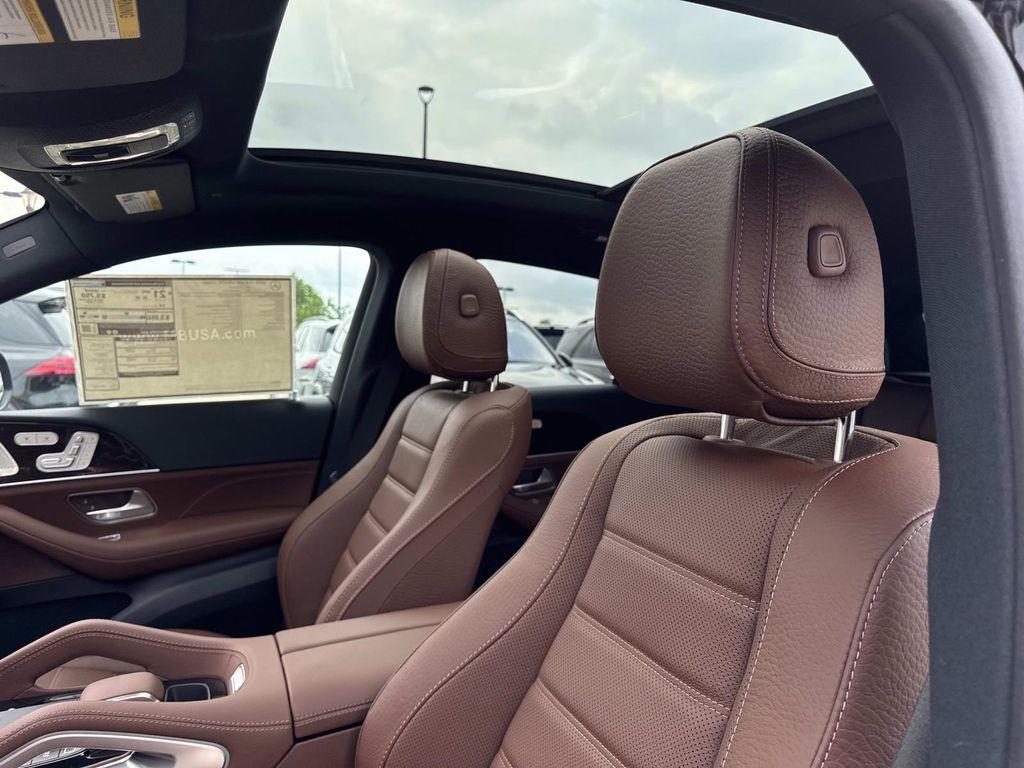 new 2025 Mercedes-Benz GLE 450 car, priced at $88,885