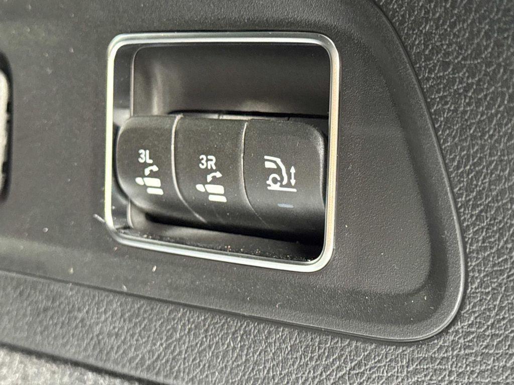 used 2025 Mercedes-Benz GLS 450 car, priced at $85,541