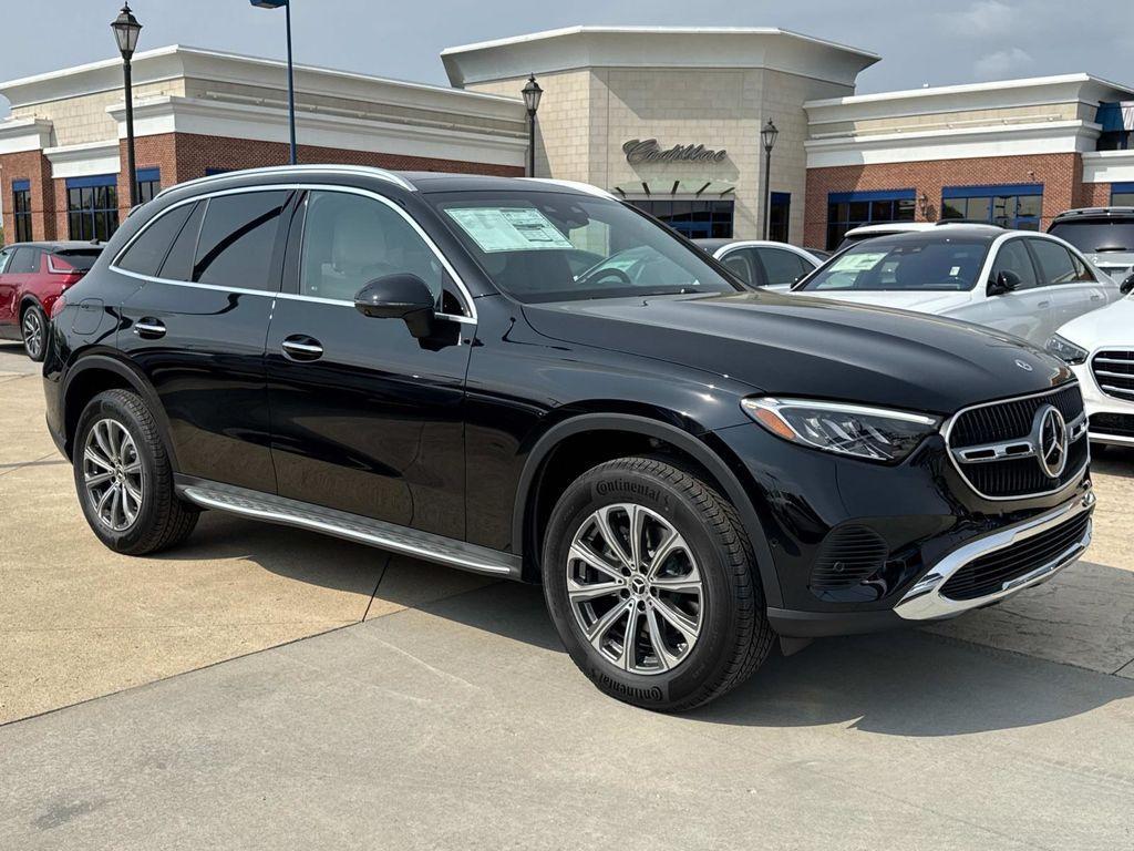 new 2025 Mercedes-Benz GLC 300 car, priced at $60,265