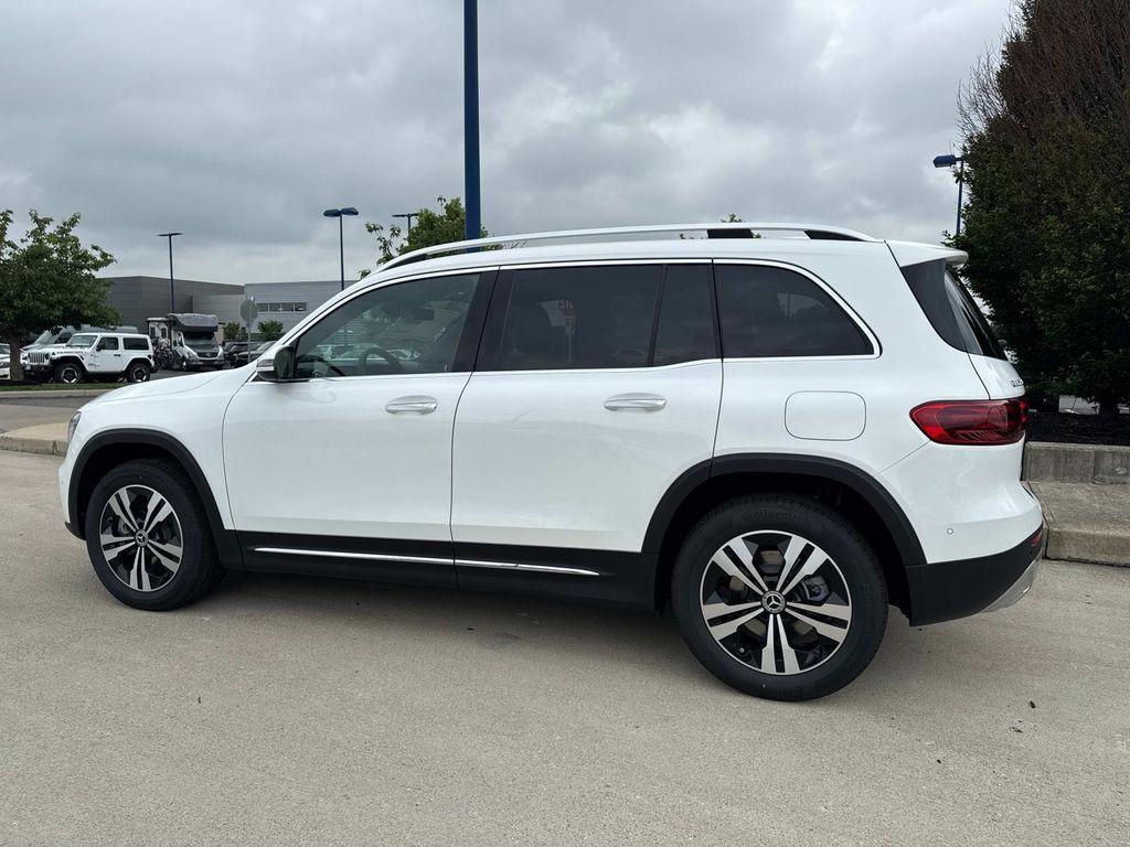 new 2025 Mercedes-Benz GLB 250 car, priced at $49,595