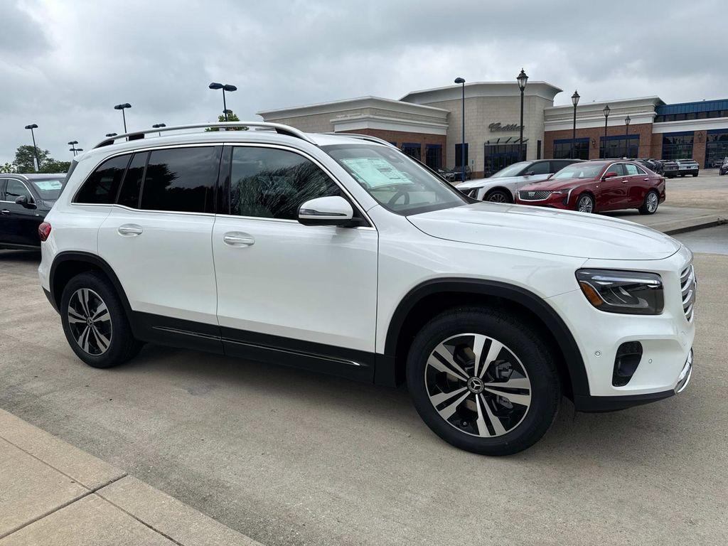 new 2025 Mercedes-Benz GLB 250 car, priced at $49,595