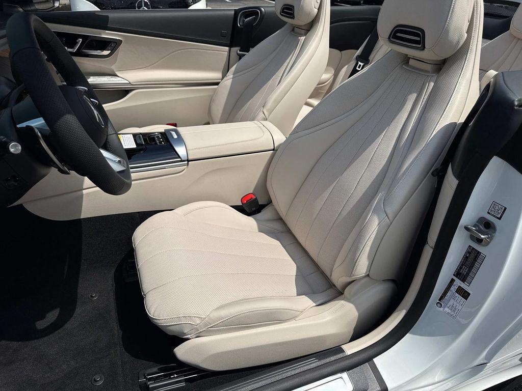 new 2025 Mercedes-Benz AMG CLE 53 car, priced at $96,115