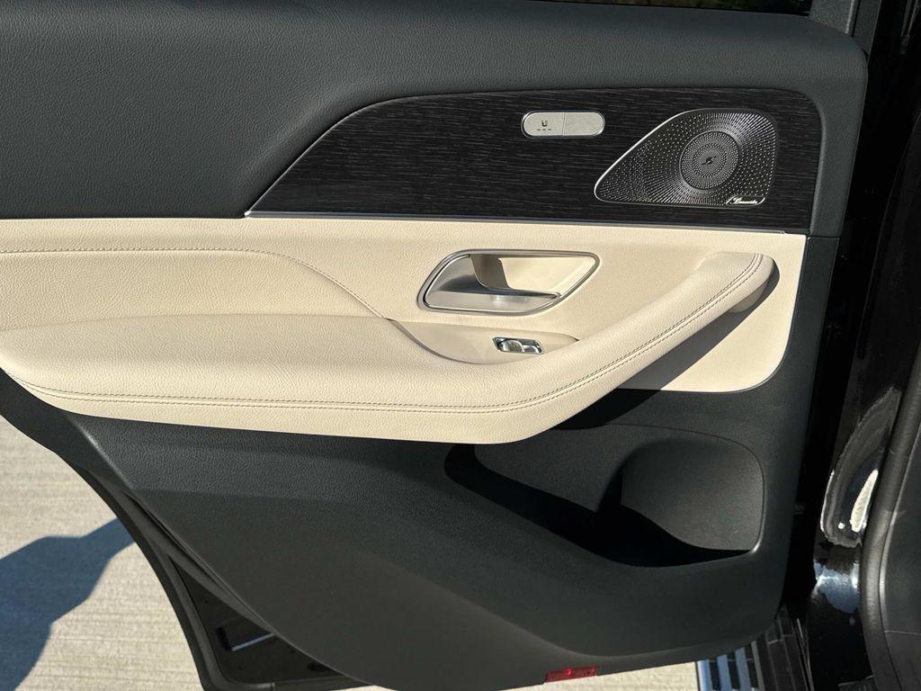 new 2026 Mercedes-Benz GLE 450 car, priced at $84,270